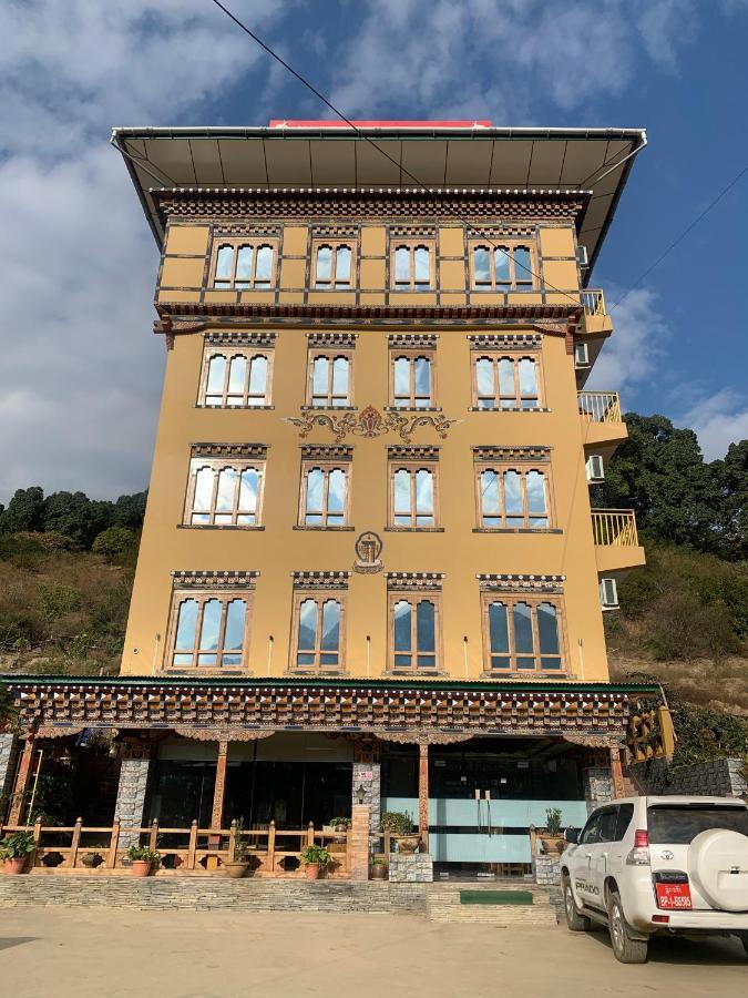 White Dragon Hotel Пунакха Екстериор снимка