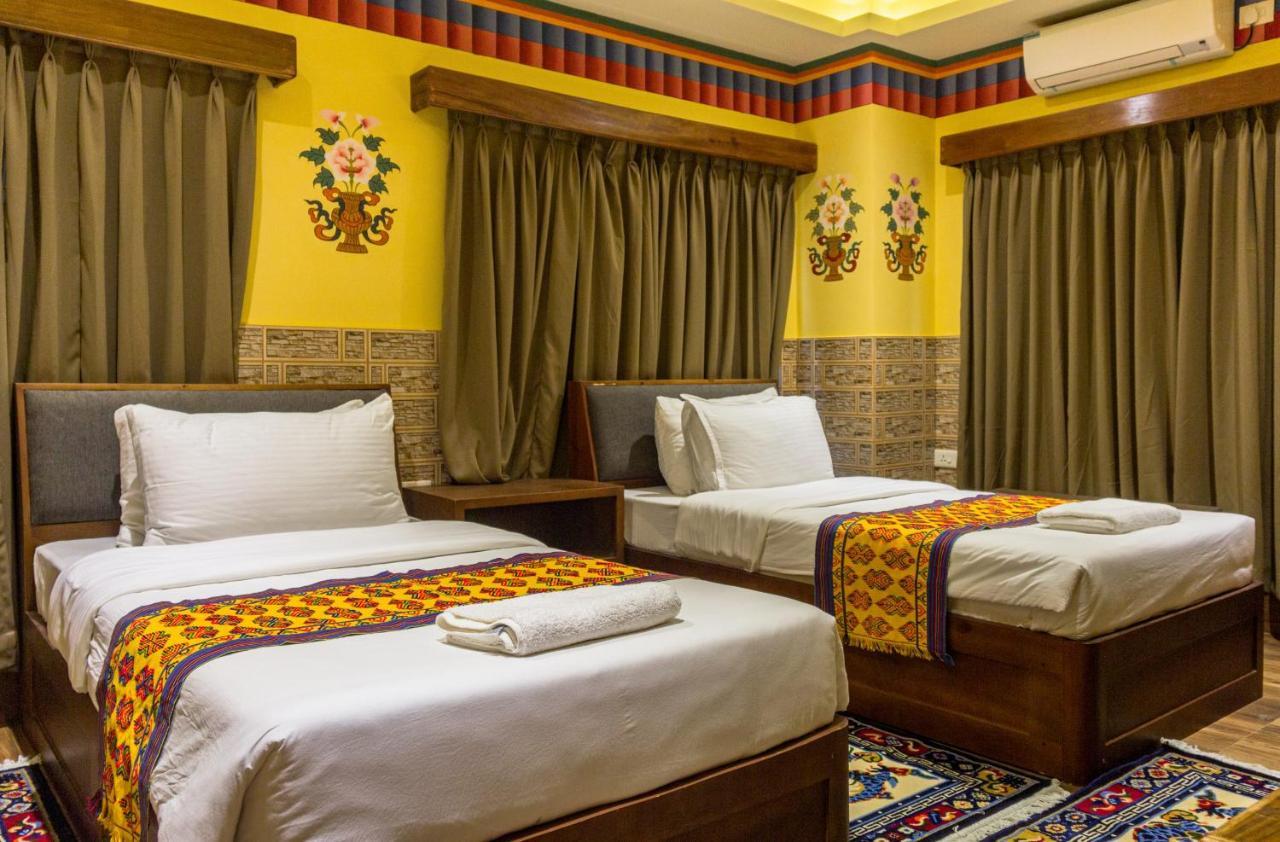 White Dragon Hotel Пунакха Екстериор снимка